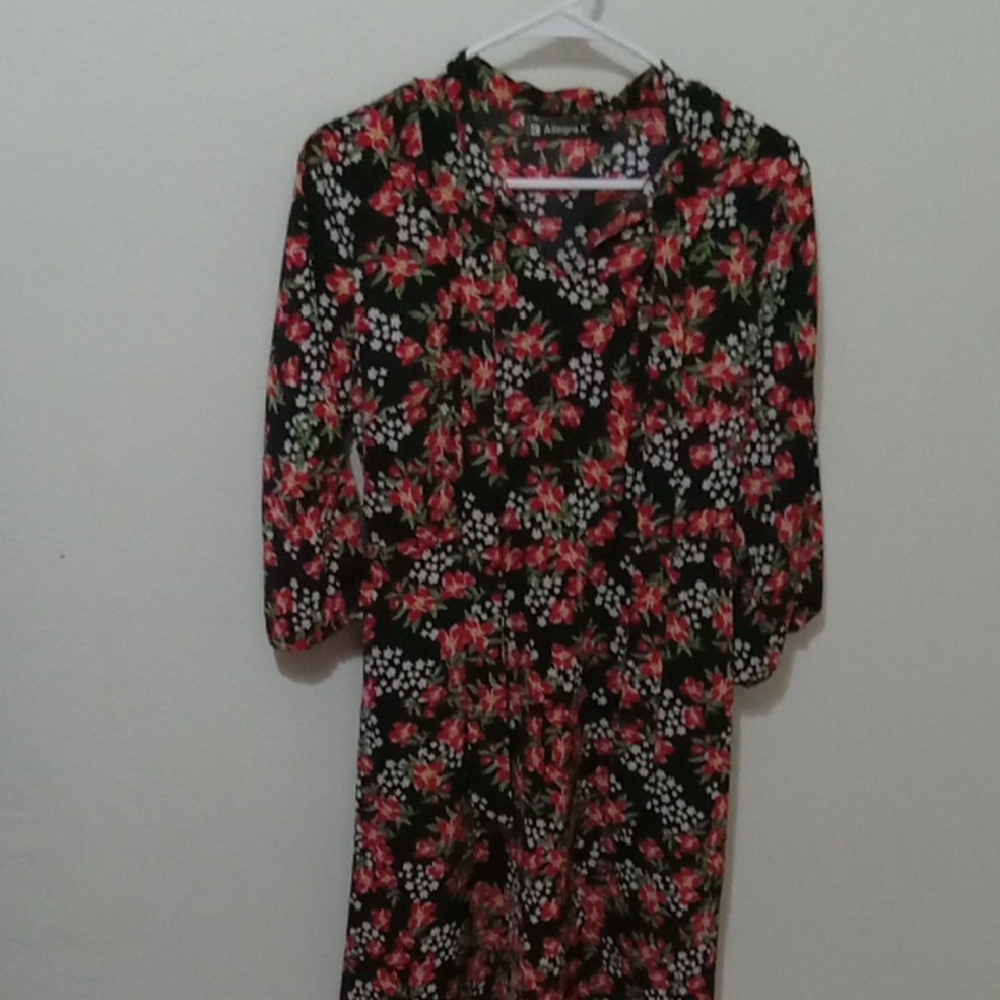 Allegra K [NWOT] Black and Red Floral Dress
